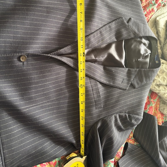 Polo Ralph Lauren wool pinstriped suit - Picture 14 of 15